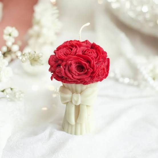 Handmade Rose Bouquet Candle | Perfect Gift & Décor